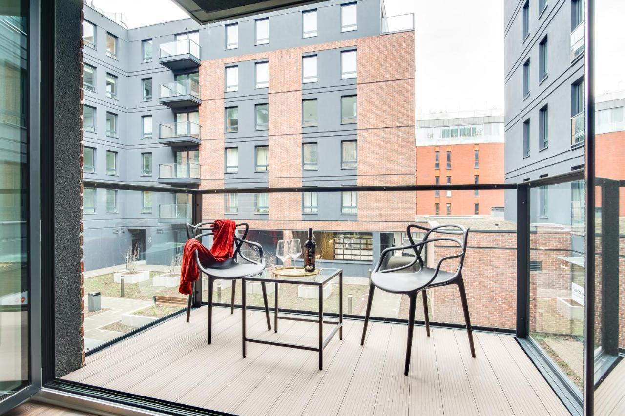 פוזנן Apartament Chwaliszewo Z Balkonem - Free Parking מראה חיצוני תמונה